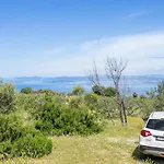 Secluded House With A Parking Space Supetar, Brac - 17330