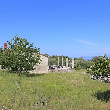 Secluded House With A Parking Space Supetar, Brac - 17330