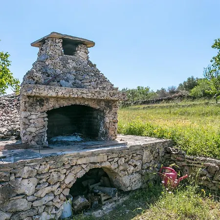 Secluded House With A Parking Space Supetar, Brac - 17330 Nyaraló *